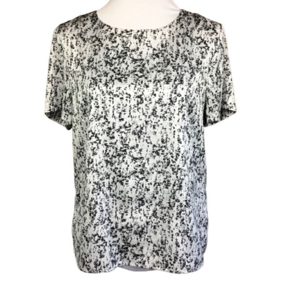 H&M Top | Blouse White Black Animal Print Short Sleeves Zippered Back Size 14 - Picture 1 of 8